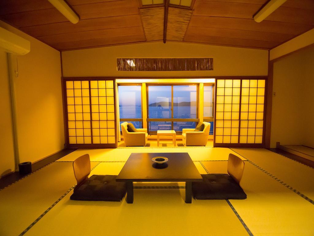 Wakayama Kada Onsen Kada Kaigetsu  Otel Oda fotoğraf