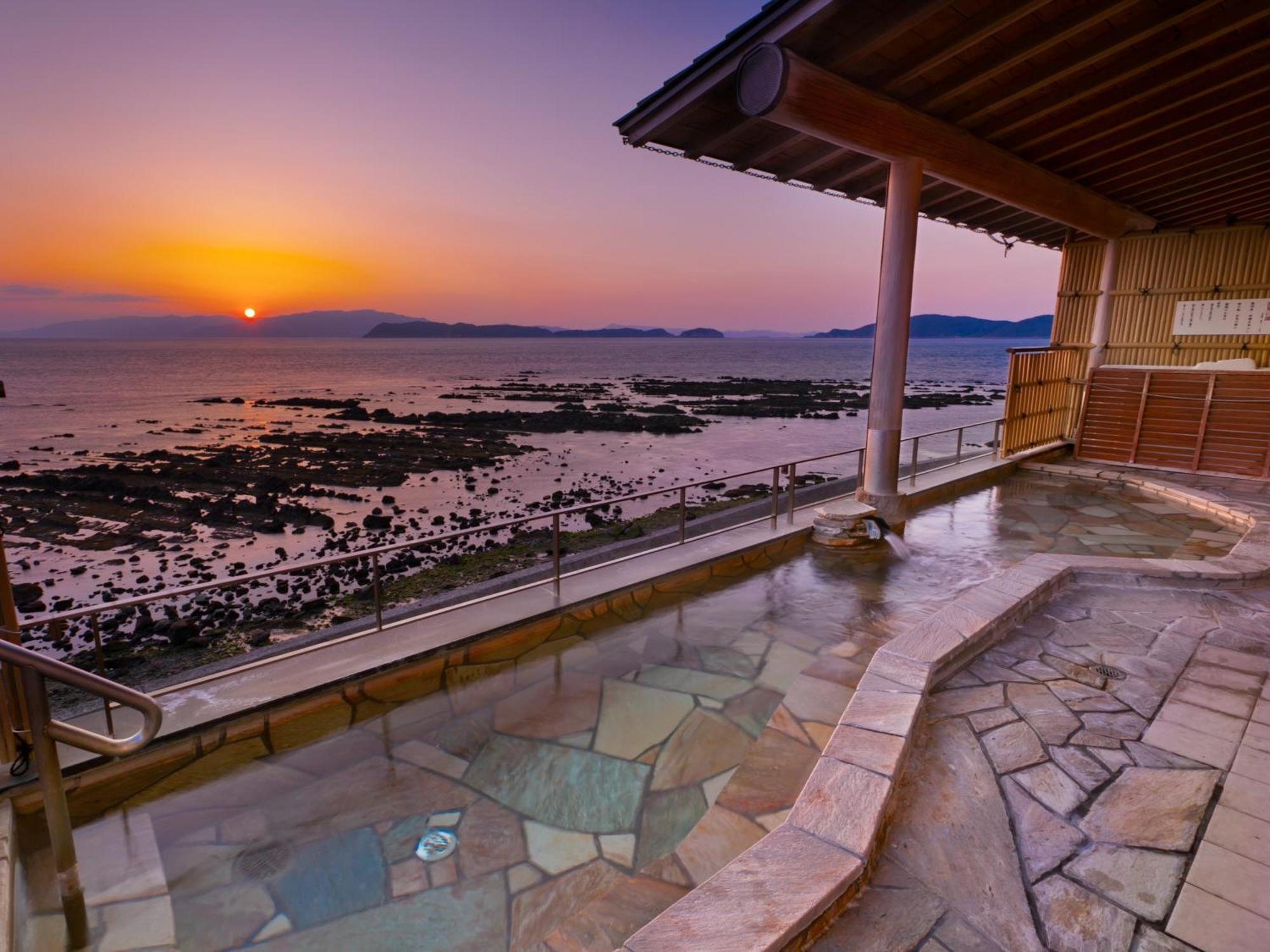 Wakayama Kada Onsen Kada Kaigetsu  Otel Dış mekan fotoğraf