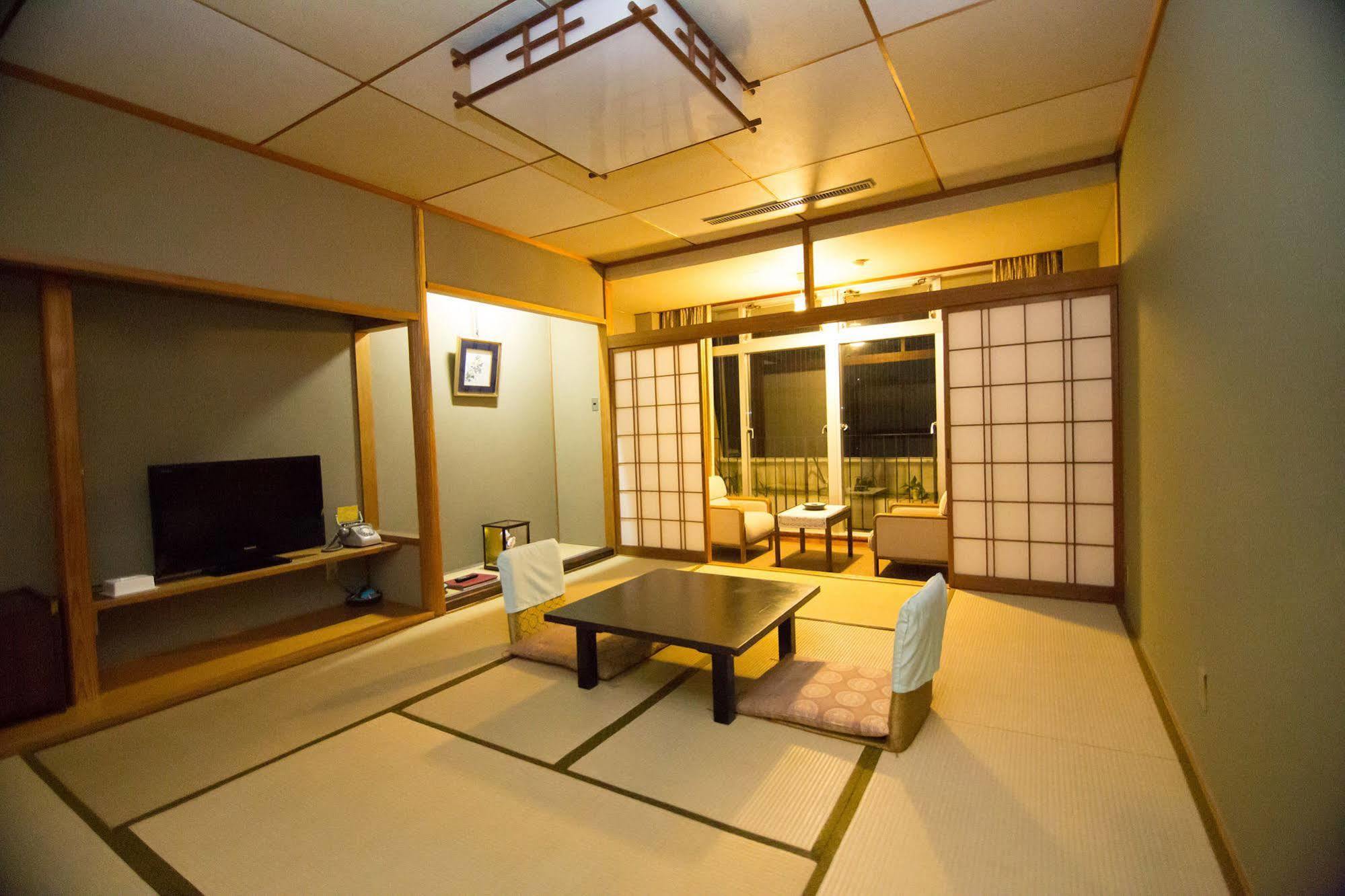 Wakayama Kada Onsen Kada Kaigetsu  Otel Dış mekan fotoğraf