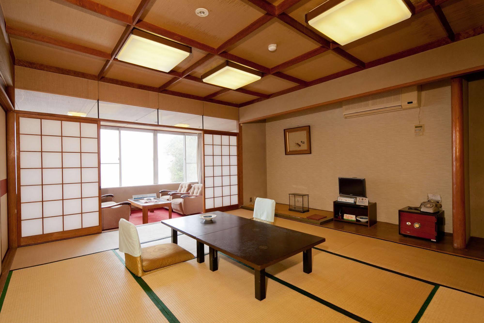 Wakayama Kada Onsen Kada Kaigetsu  Otel Dış mekan fotoğraf